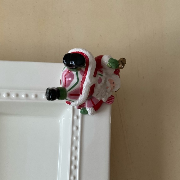 Christmas Santa With Jingle Bells Platter Decoration - Tumbling 🔔 - Picture 5 of 6